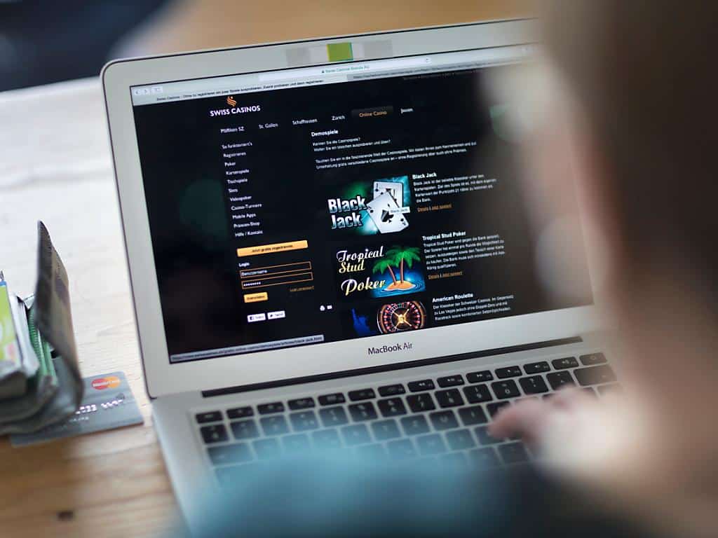 Migliori Siti Poker Stranieri: recensioni e Bonus Benvenuto