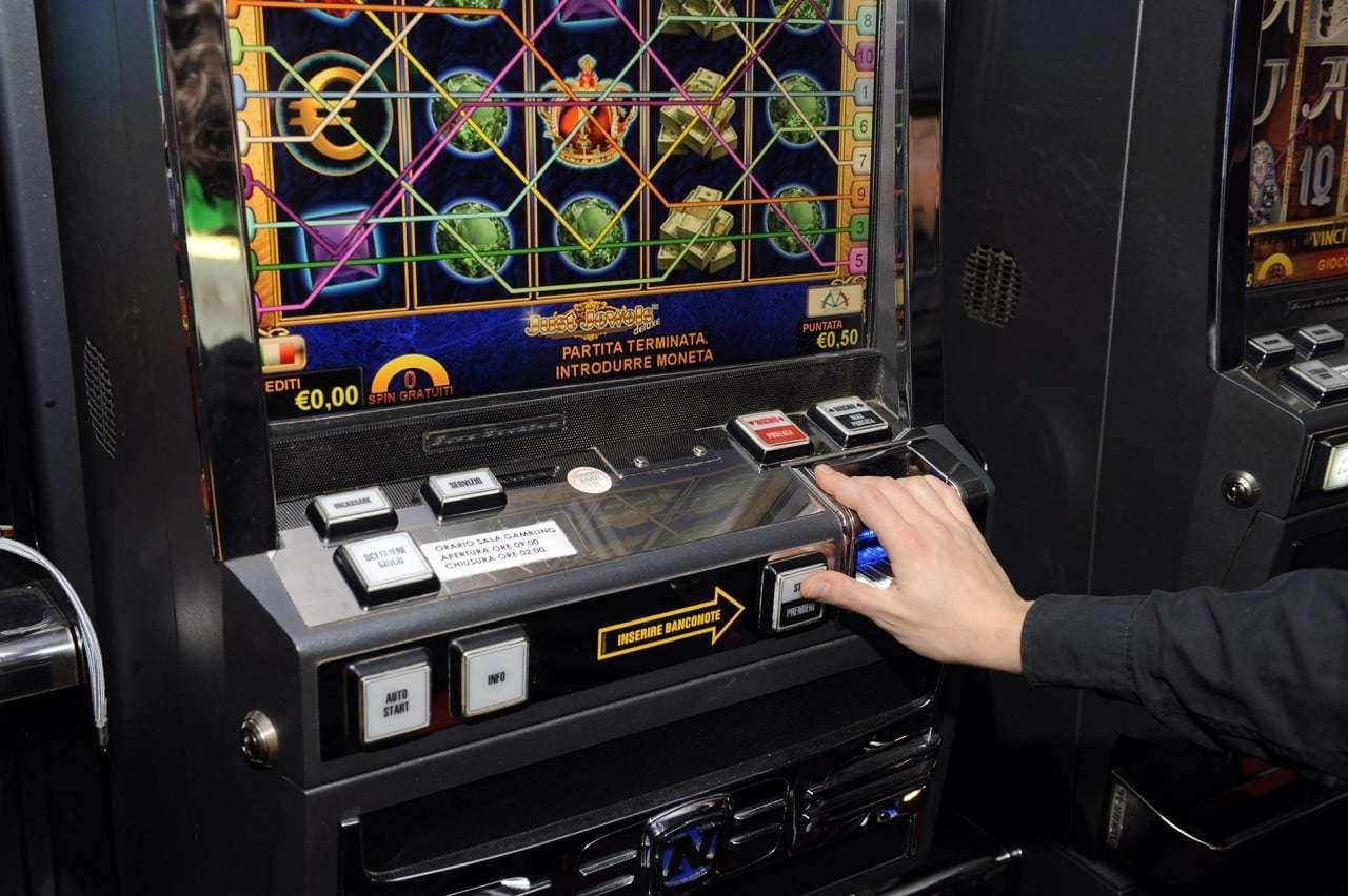 Book of Gods Slot Machine: dove giocare online, giri gratis