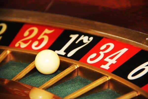Quanto Paga il numero secco alla Roulette? Vincite e Strategie